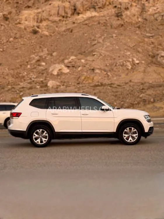 Volkswagen Touareg 2019 for Sale in Abu Dhabi Image-5