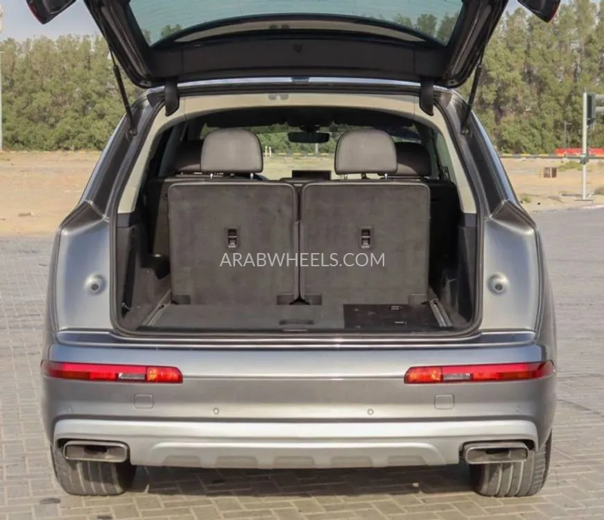 أودي Q7 2017 for Sale in الشارقة Image-13