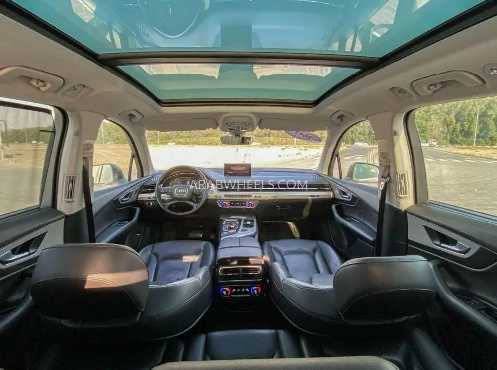 أودي Q7 2017 for Sale in الشارقة Image-16