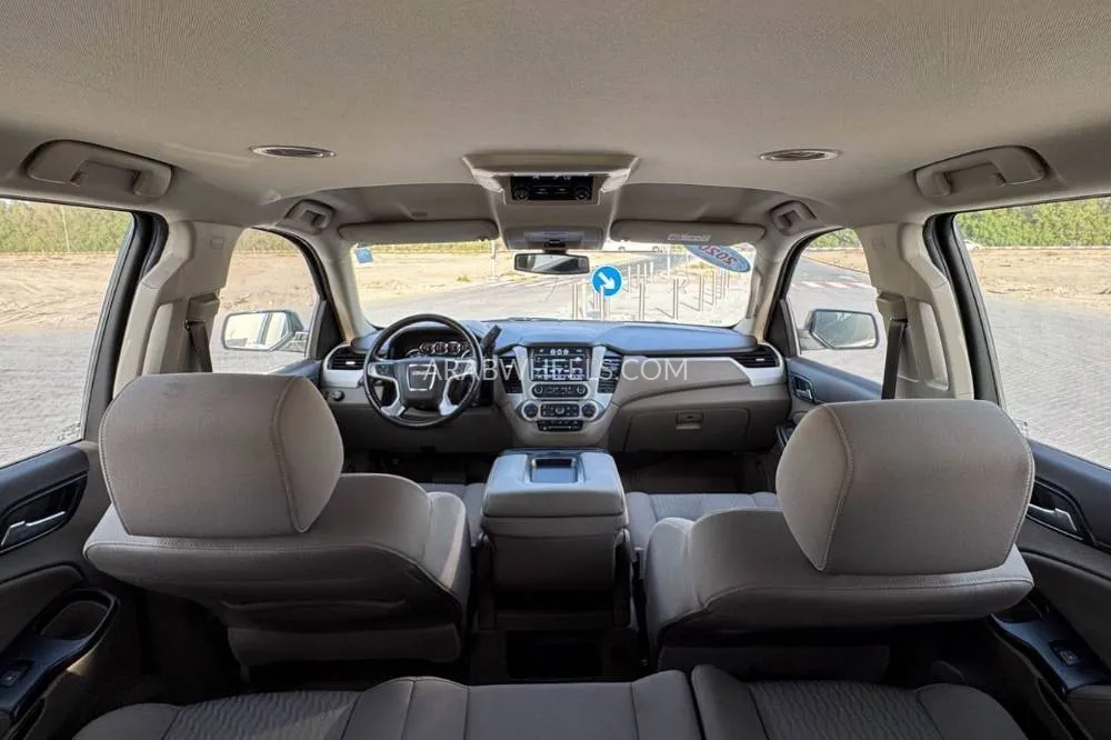 GMC Yukon XL 2020 for Sale in Sharjah Image-13
