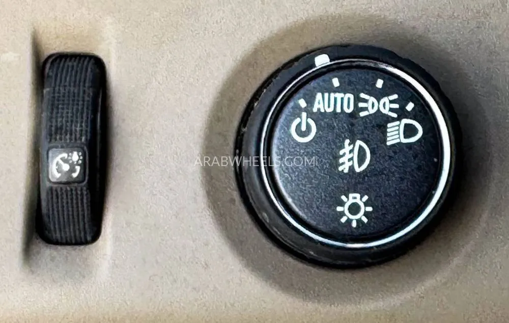 GMC Yukon XL 2020 for Sale in Sharjah Image-19