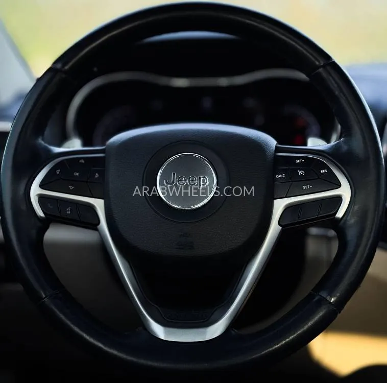 Jeep Cherokee 2021 for Sale in Sharjah Image-13