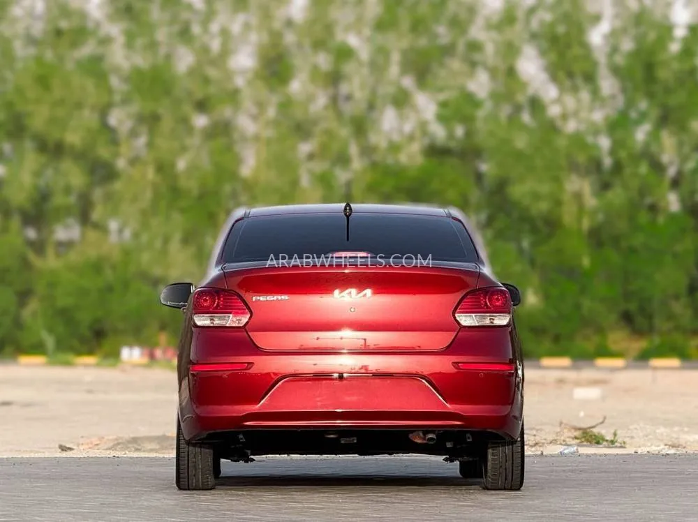 Kia Pegas 2022 for Sale in Sharjah Image-5