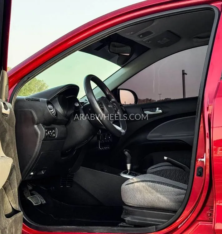 Kia Pegas 2022 for Sale in Sharjah Image-8