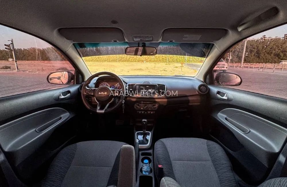 Kia Pegas 2022 for Sale in Sharjah Image-11