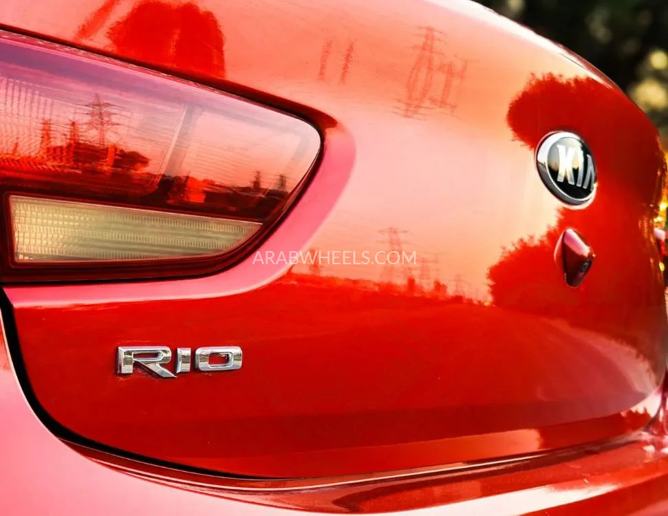 Kia Rio 2021 for Sale in Sharjah Image-7