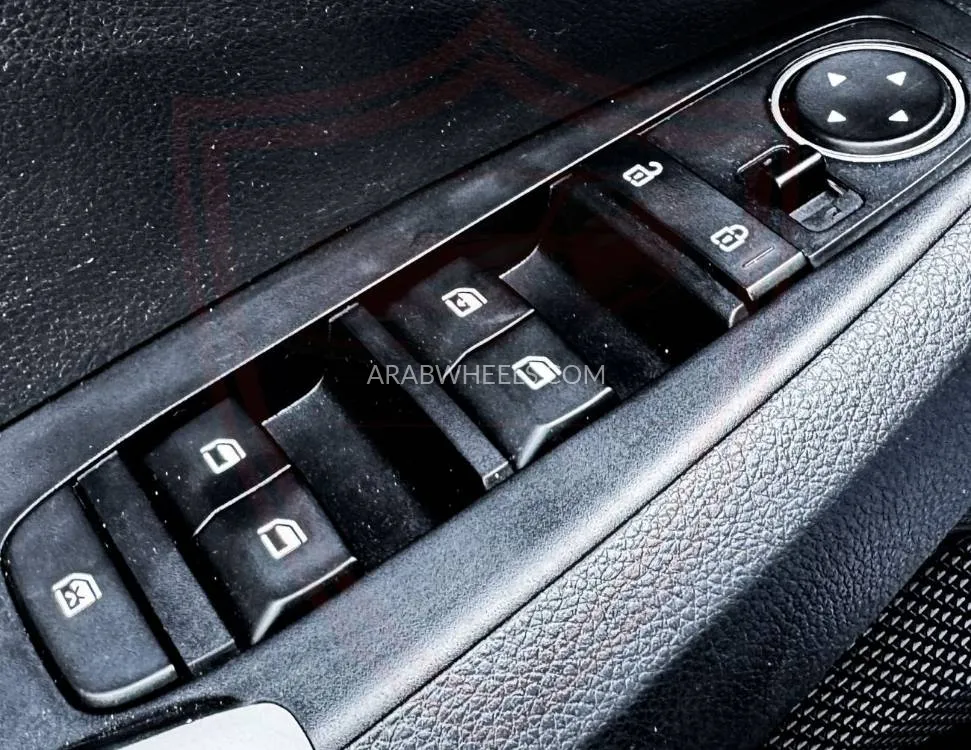 Kia Seltos 2020 for Sale in Sharjah Image-18