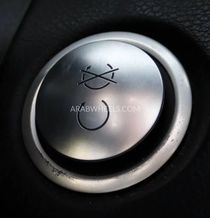 Mercedes Benz GLC Class 2018 for Sale in Sharjah Image-17