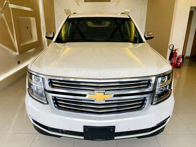 Chevrolet Suburban 2018 for Sale in Sharjah Image-17