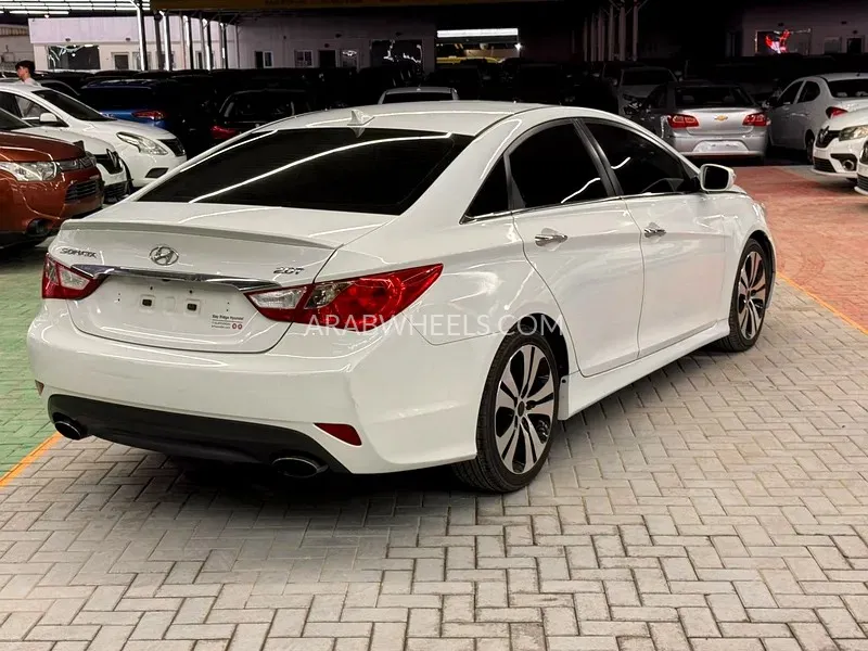 Hyundai Sonata 2014 for Sale in Ajman Image-3