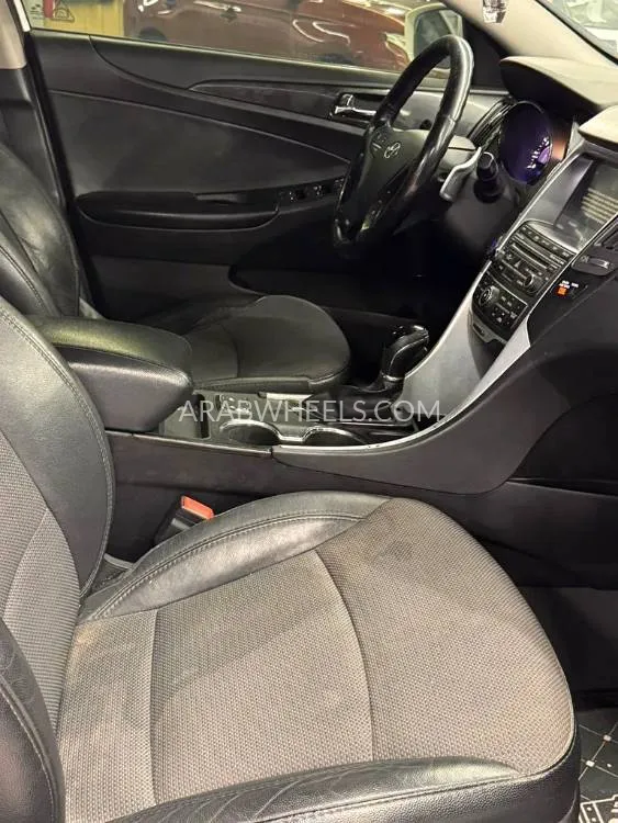 Hyundai Sonata 2014 for Sale in Ajman Image-5