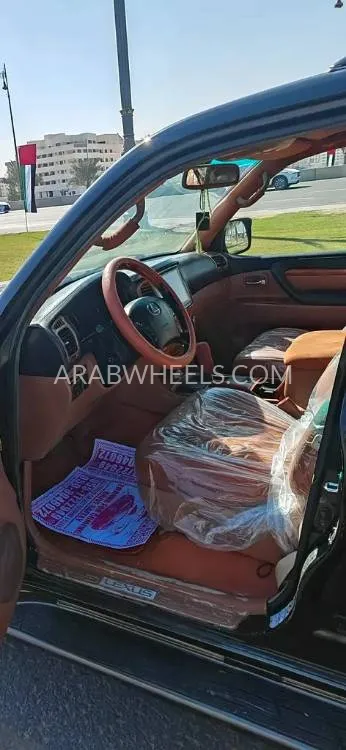 Lexus LX 2004 for Sale in Sharjah Image-8