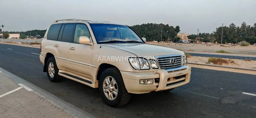 Lexus LX 2004 for Sale in Sharjah Image-4