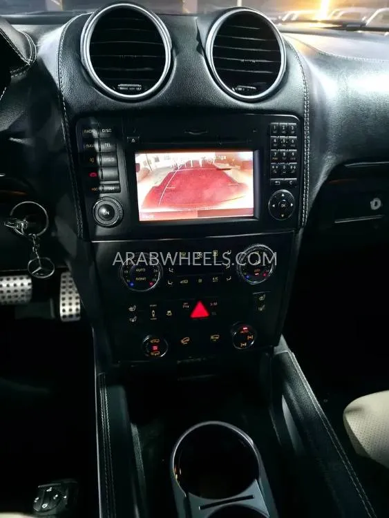 Mercedes Benz GL Class 2012 for Sale in Ajman Image-13