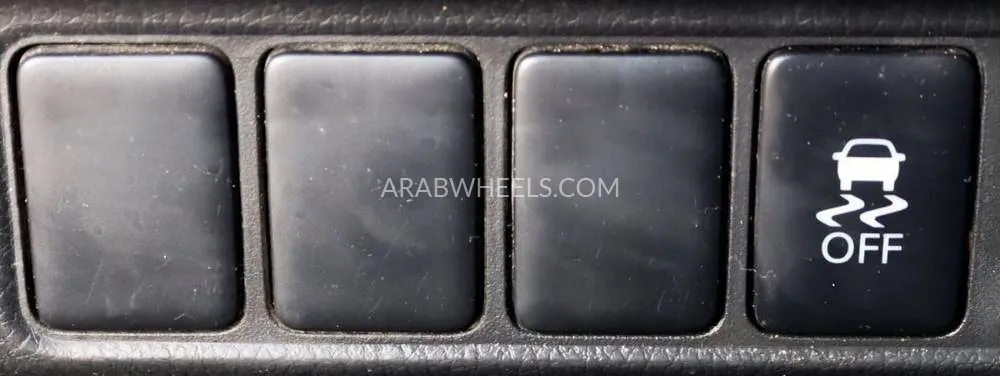 Mitsubishi L200 2022 for Sale in Sharjah Image-14