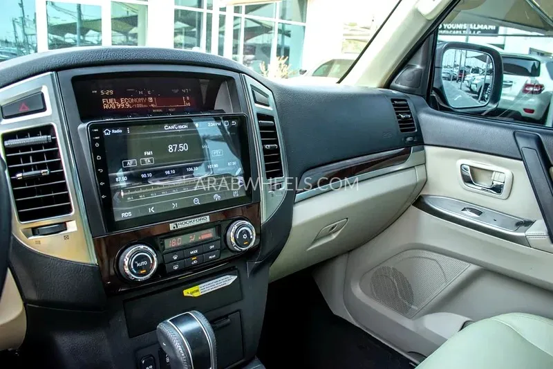 Mitsubishi Pajero 2020 for Sale in Sharjah Image-14