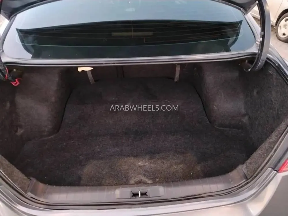 Nissan Altima 2014 for Sale in Dubai Image-9