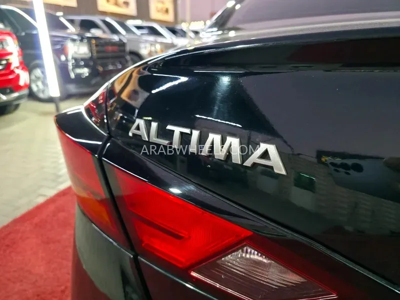 Nissan Altima 2024 for Sale in Ajman Image-15
