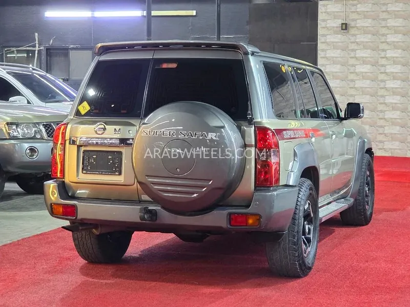 Nissan Patrol 2020 for Sale in Ajman Image-21