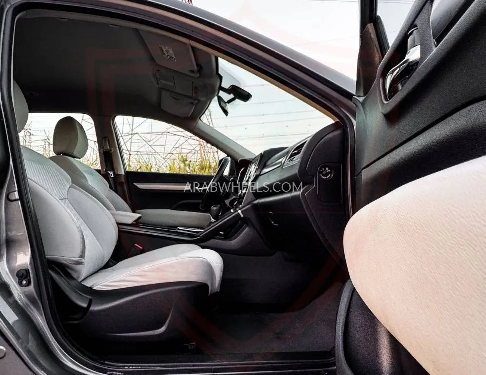 Renault Koleos 2021 for Sale in Sharjah Image-9