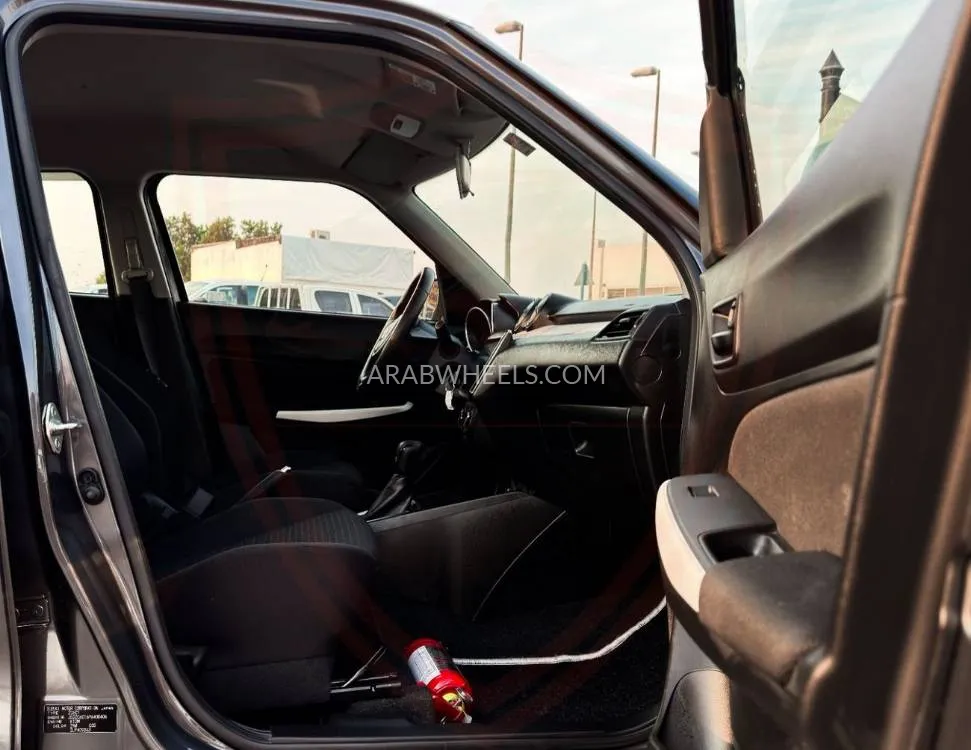 Suzuki Swift 2023 for Sale in Sharjah Image-9