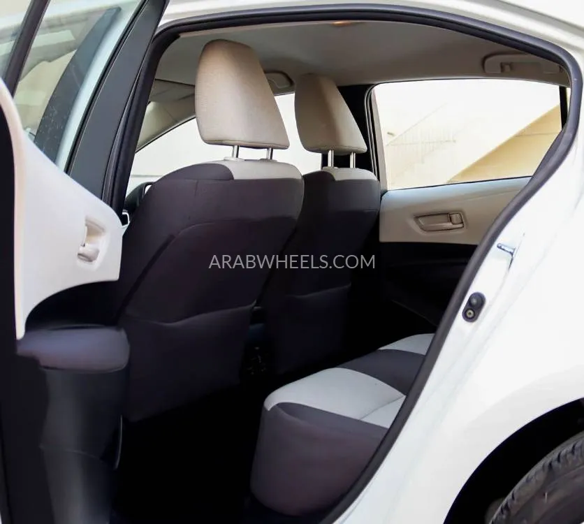 تويوتا كورولا 2020 for Sale in الشارقة Image-11