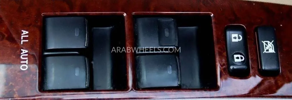 Toyota Previa 2020 for Sale in Sharjah Image-23