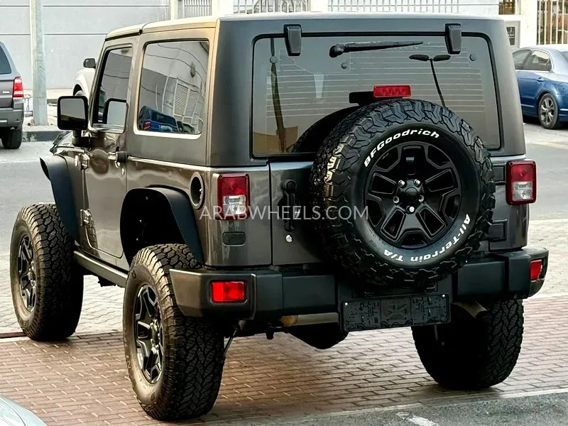 جيب رانجلر 2018 for Sale in الشارقة Image-4