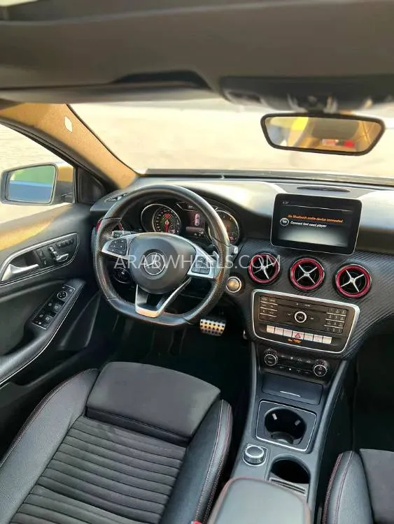 Mercedes Benz A Class 2018 for Sale in Sharjah Image-6