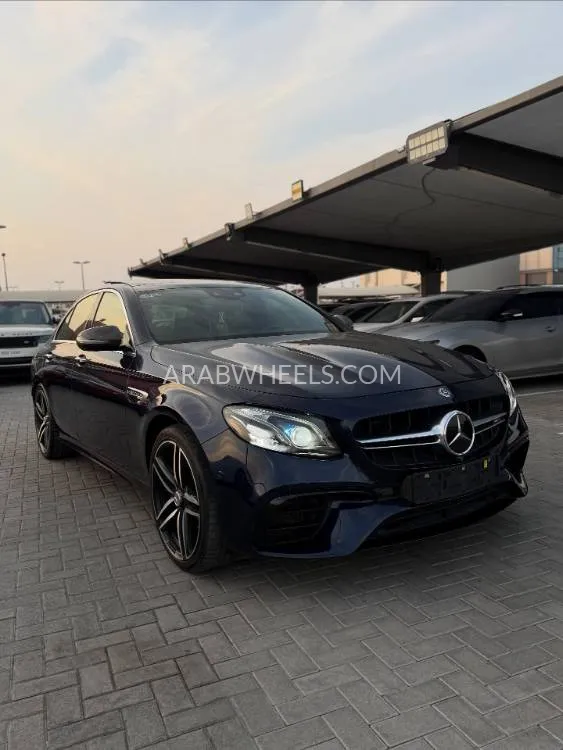 مرسيدس بنز كلاس E 2018 for Sale in الشارقة Image-2
