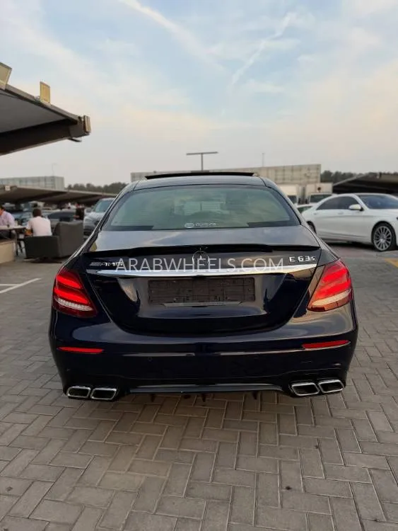 مرسيدس بنز كلاس E 2018 for Sale in الشارقة Image-14