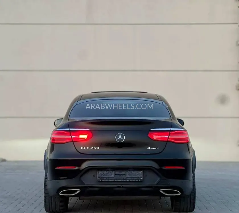 Mercedes Benz GLC Class 2018 for Sale in Sharjah Image-11