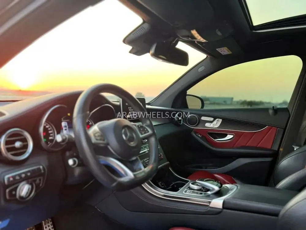 Mercedes Benz GLC Class 2018 for Sale in Sharjah Image-12
