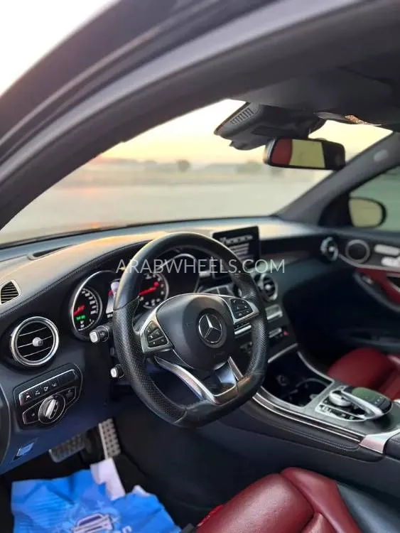 Mercedes Benz GLC Class 2018 for Sale in Sharjah Image-14
