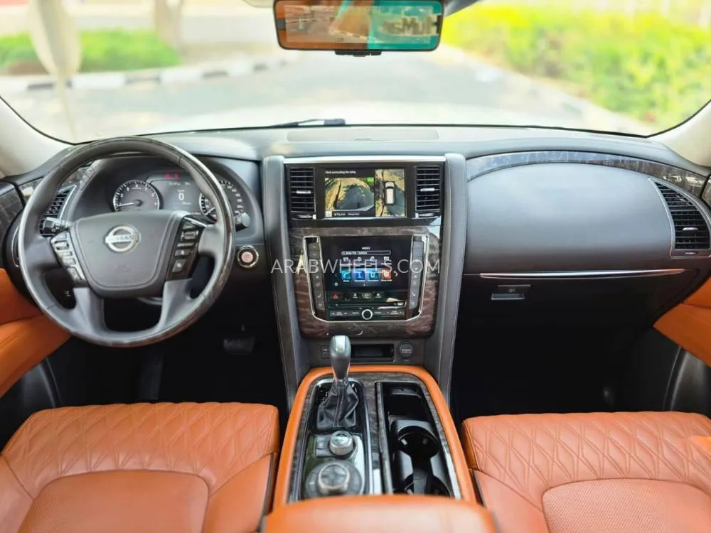 Nissan Patrol 2020 for Sale in Dubai Image-5