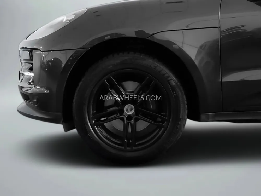 Porsche Macan 2020 for Sale in Dubai Image-6
