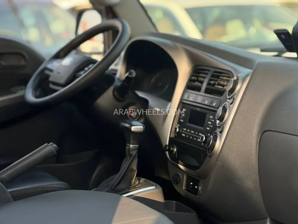 Kia Bongo 2022 for Sale in Sharjah Image-9