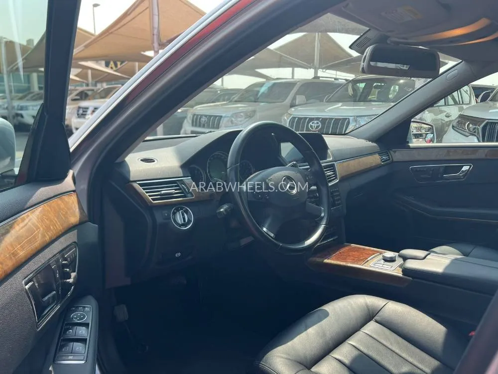 Mercedes Benz E Class 2011 for Sale in Sharjah Image-10