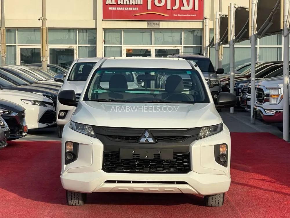 Mitsubishi L200 2021 for Sale in Sharjah Image-3