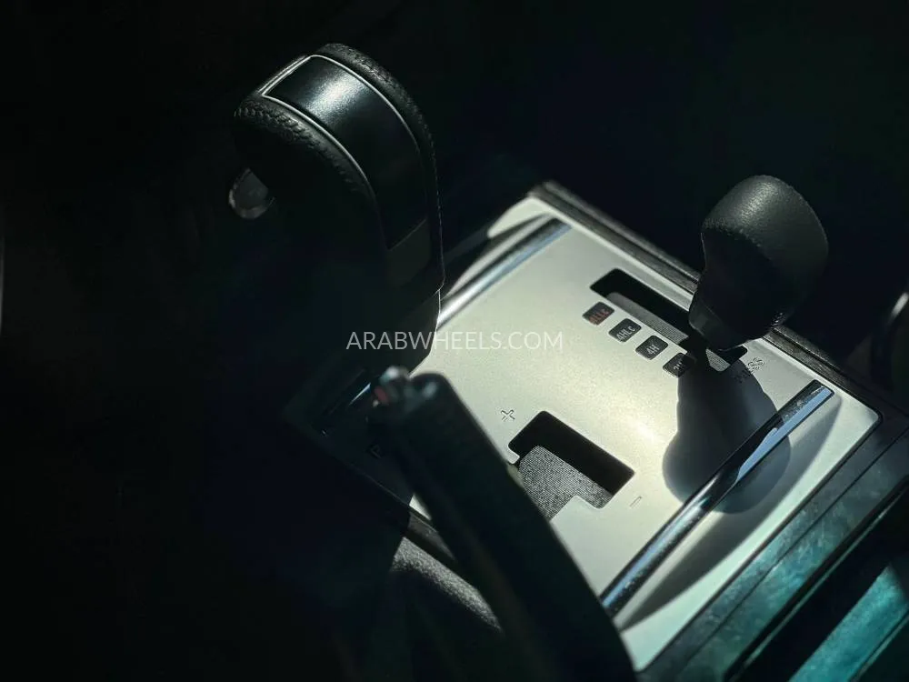 ميتسوبيشي باجيرو 2016 for Sale in الشارقة Image-19