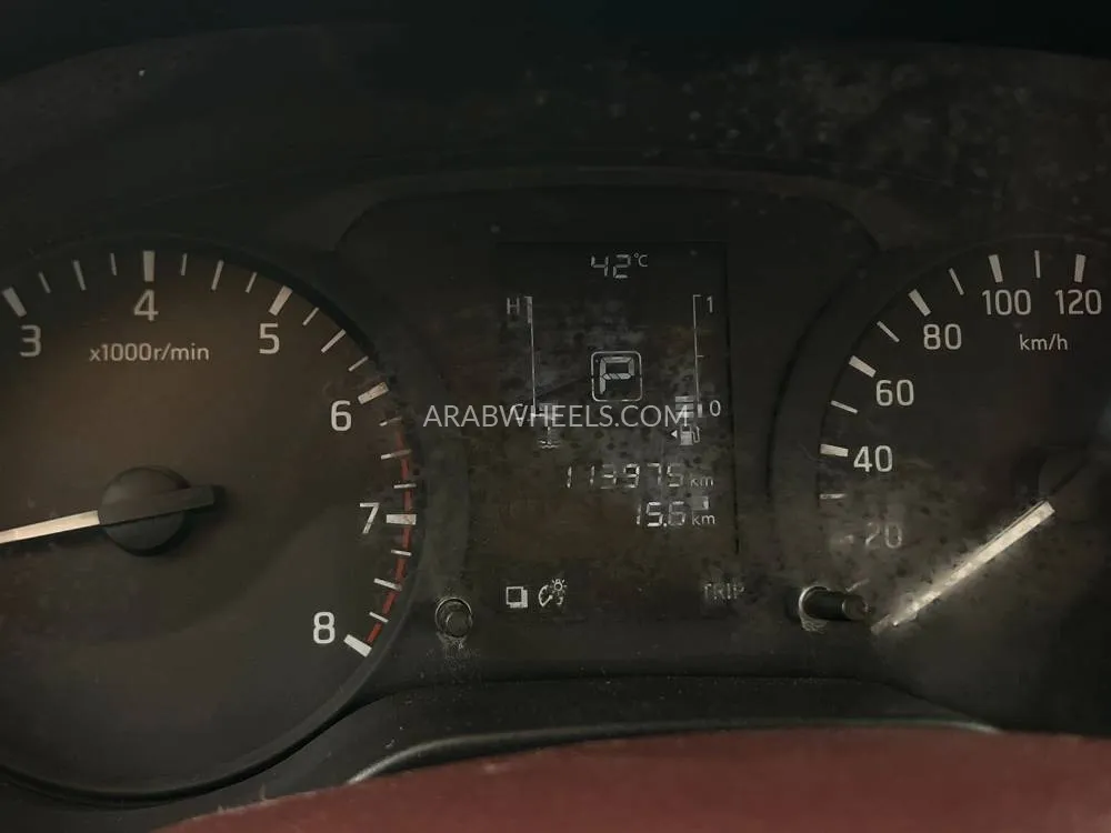 Nissan Navara 2020 for Sale in Sharjah Image-17