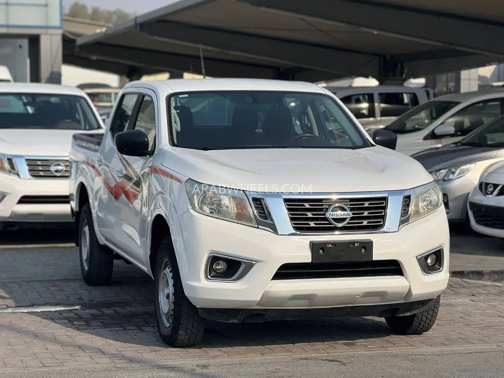 Nissan Navara 2020 for Sale in Sharjah Image-2