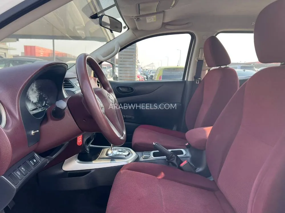Nissan Navara 2020 for Sale in Sharjah Image-9