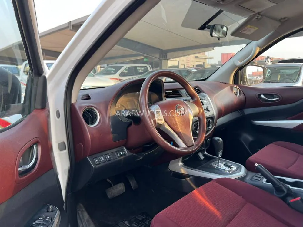 Nissan Navara 2020 for Sale in Sharjah Image-10