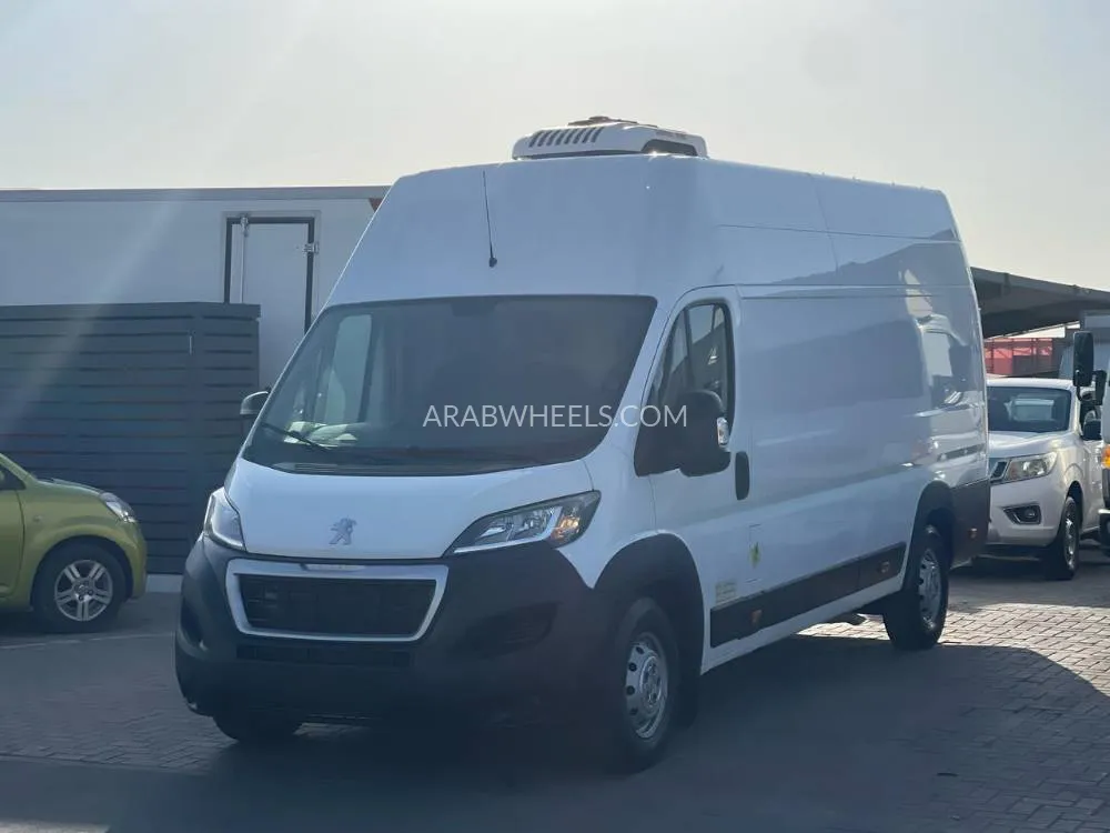 Peugeot Boxer 2021 for Sale in Sharjah Image-4