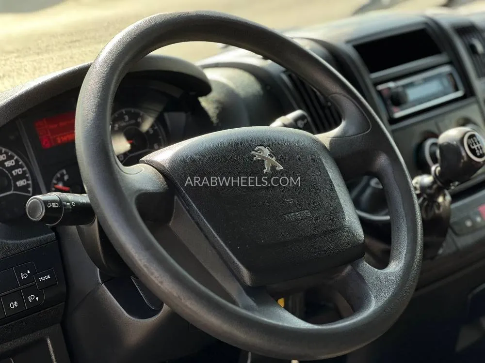 Peugeot Boxer 2023 for Sale in Sharjah Image-17