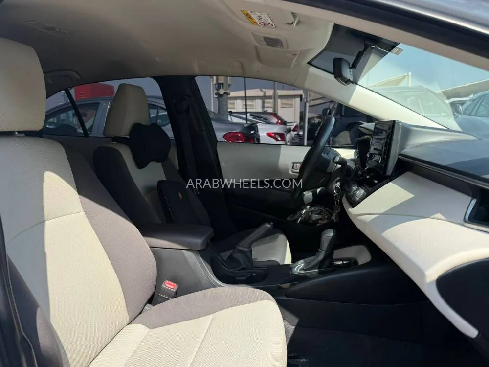 Toyota Corolla 2021 for Sale in Sharjah Image-13