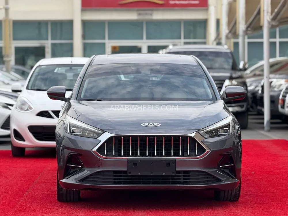 JAC J7 2023 for Sale in Sharjah Image-3