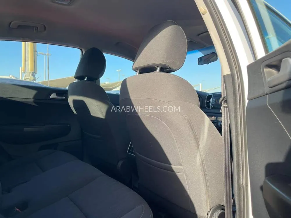 Kia Sportage 2019 for Sale in Sharjah Image-10