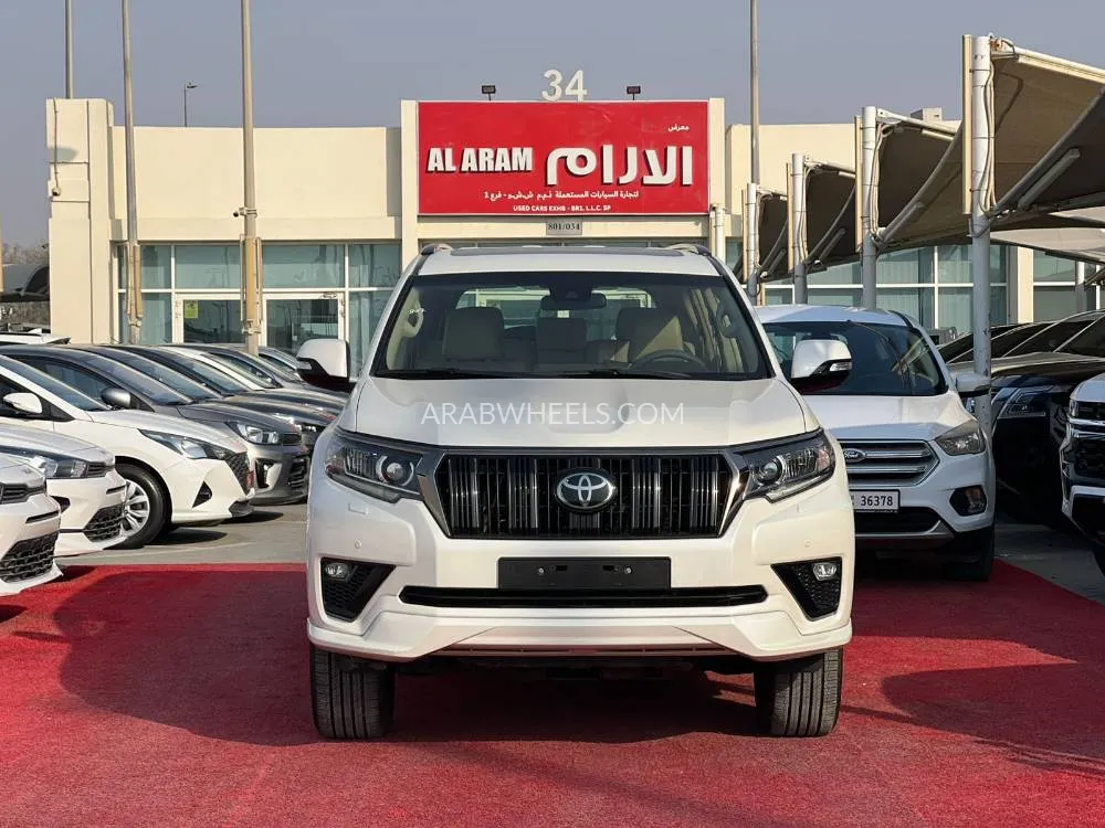 تويوتا لاند كروزر برادو 2022 for Sale in الشارقة Image-3